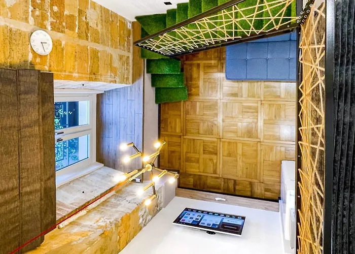 Soborka By Lucky Ship * Odessa